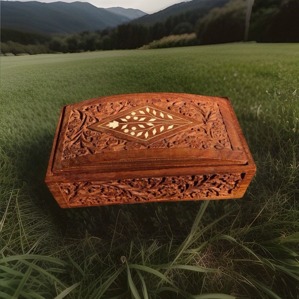 Vintage 1970s Hand Carved Indian Rosewood Box Arched Lid 🐪 bone Inlay EUC Rare
